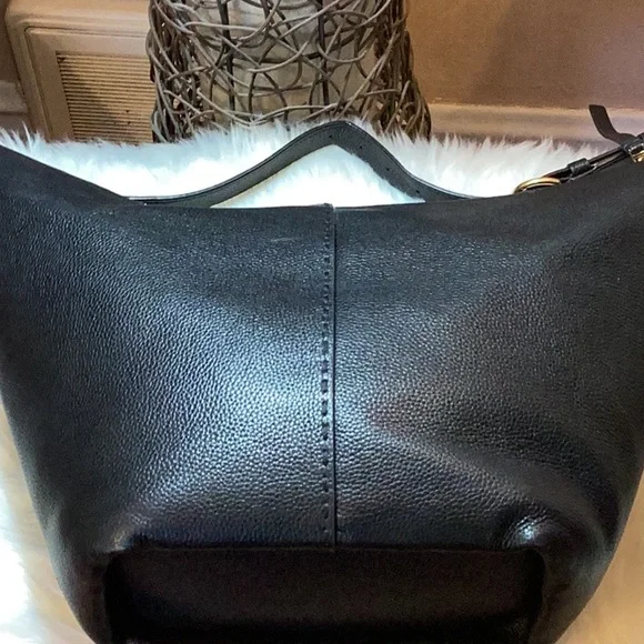 Authentic Tory Burch Black Pebbled Leather McGraw Bucket Bag - Picture 6 of 8